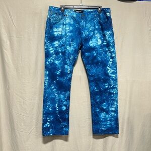 • Robin's Jeans Skinny Jeans• Blue Printed / 5 pockets / Studded‎ accents